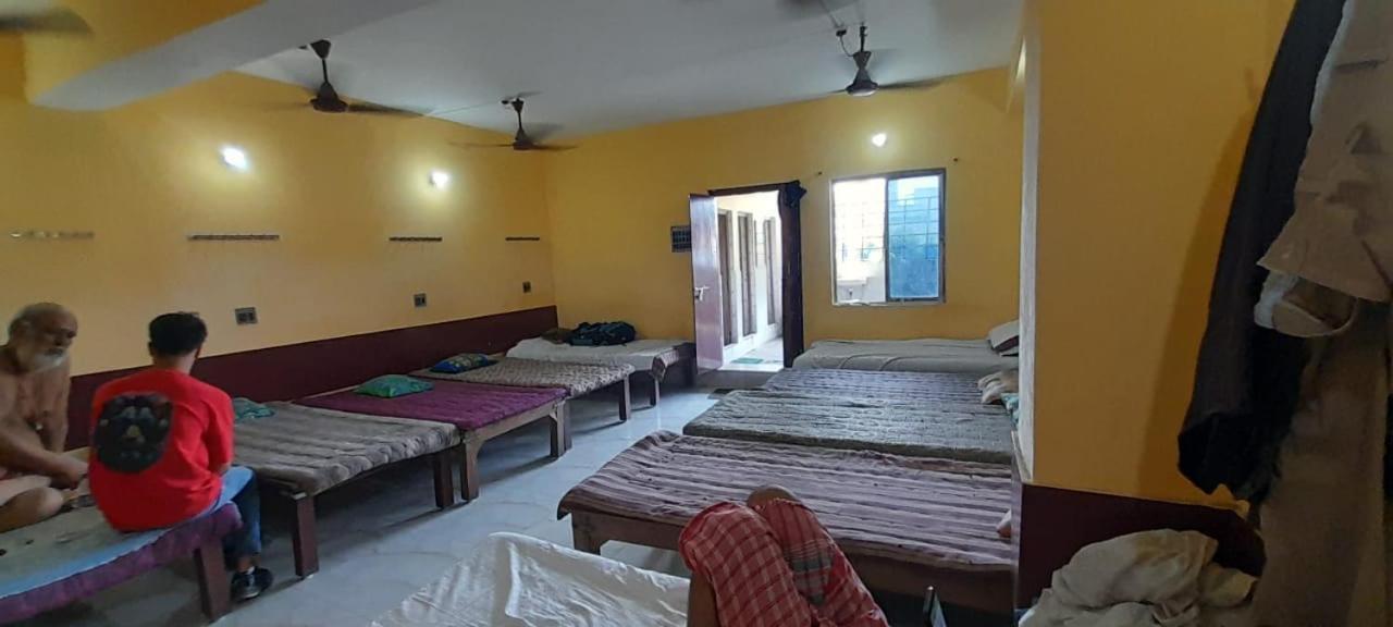 Narendra Niketan Hotel Calcutta Eksteriør billede