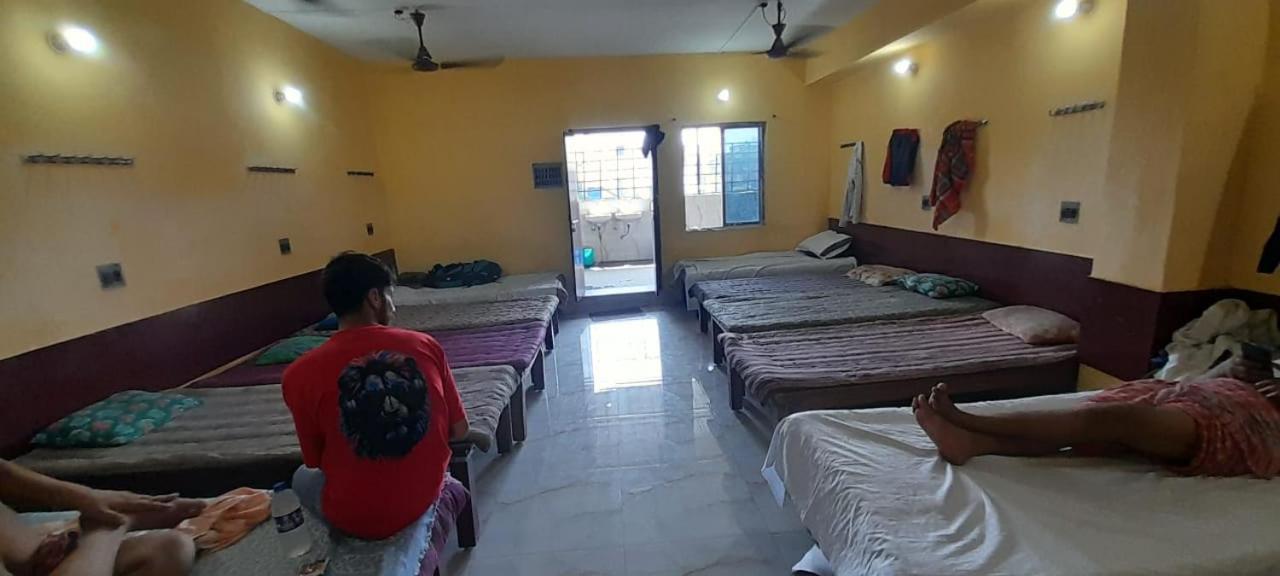 Narendra Niketan Hotel Calcutta Eksteriør billede