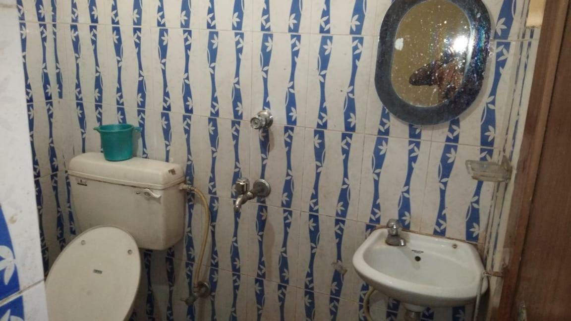 Narendra Niketan Hotel Calcutta Eksteriør billede